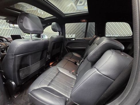 Used 2018 Mercedes-Benz GLS 450 4MATIC image 29