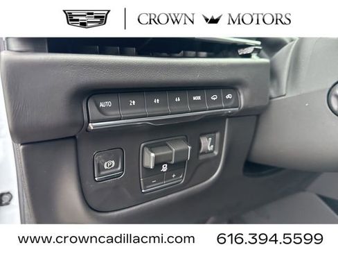 New 2026 Cadillac Escalade Platinum Luxury w/ LPO, Floor Liner Package image 21