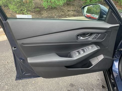 Used 2025 Honda Accord EX-L image 17