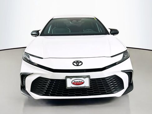 Certified 2025 Toyota Camry SE image 2