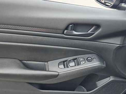 Used 2023 Nissan Altima 2.5 S FWD image 16