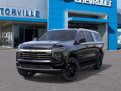 New 2026 Chevrolet Suburban LT RWD image 6