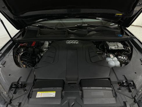 Used 2018 Audi Q7 3.0T Premium Plus w/ Premium Plus Package image 28