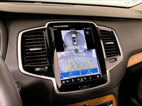 Used 2024 Volvo XC90 B6 Plus w/ Protection Package image 21