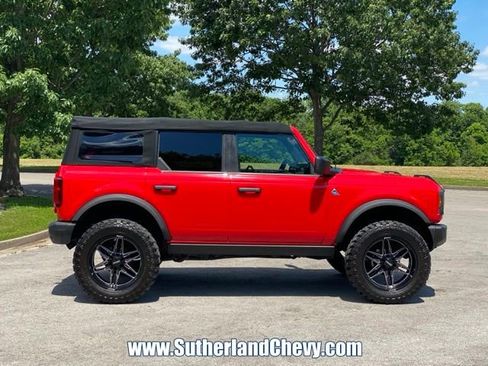 Used 2023 Ford Bronco Black Diamond AWD/4WD image 8