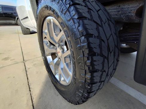 Used 2018 GMC Sierra 1500 SLT w/ Texas SLT Premium Package image 11