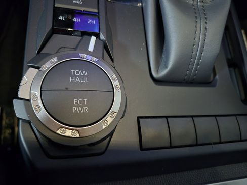 New 2025 Toyota Tacoma SR5 image 40