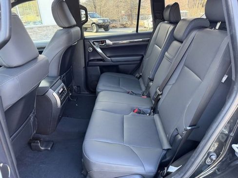 Used 2023 Lexus GX 460 Premium image 35