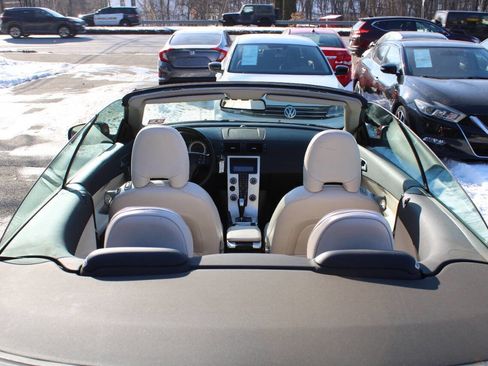 Used 2013 Volvo C70 T5 w/ Climate Pkg image 14