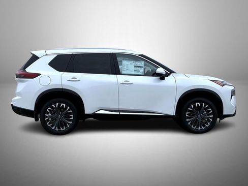 New 2026 Nissan Rogue Platinum AWD/4WD image 4