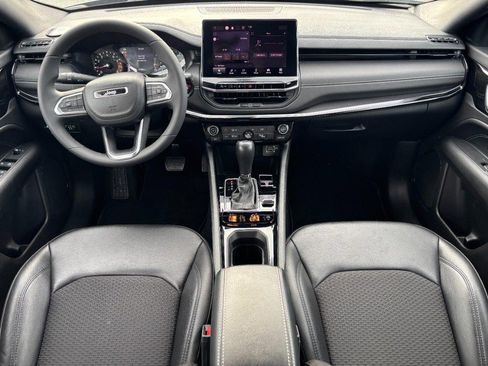 Used 2022 Jeep Compass Altitude image 11