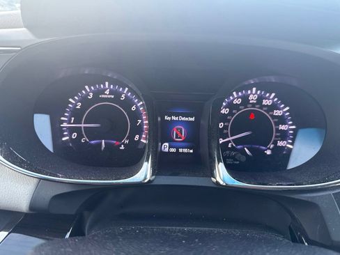 Used 2014 Toyota Avalon Limited w/ Technology Package FWD image 15