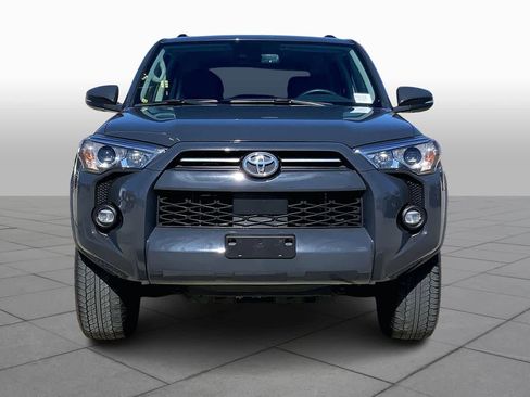 Used 2024 Toyota 4Runner SR5 Premium image 4