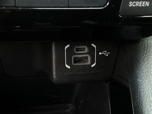 Used 2025 Jeep Compass Limited AWD/4WD image 25