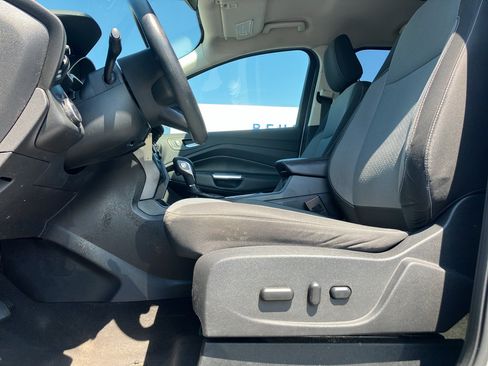 Used 2018 Ford Escape SE FWD image 23