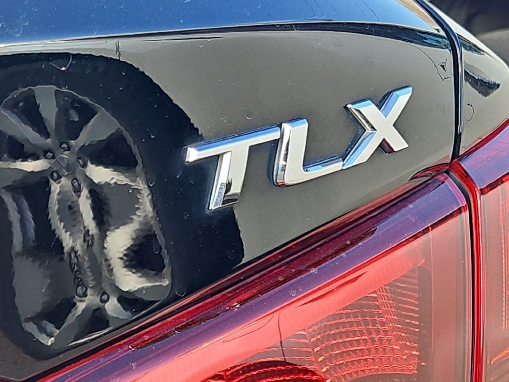 Used 2016 Acura TLX FWD image 5