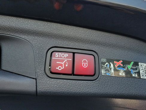 Certified 2026 Mercedes-Benz GLE 350 4MATIC image 31