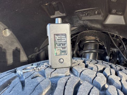 Used 2020 Ford F150 Raptor w/ Equipment Group 802A Luxury image 67