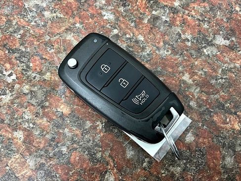 Certified 2023 Hyundai Kona SE w/ Cargo Package image 10