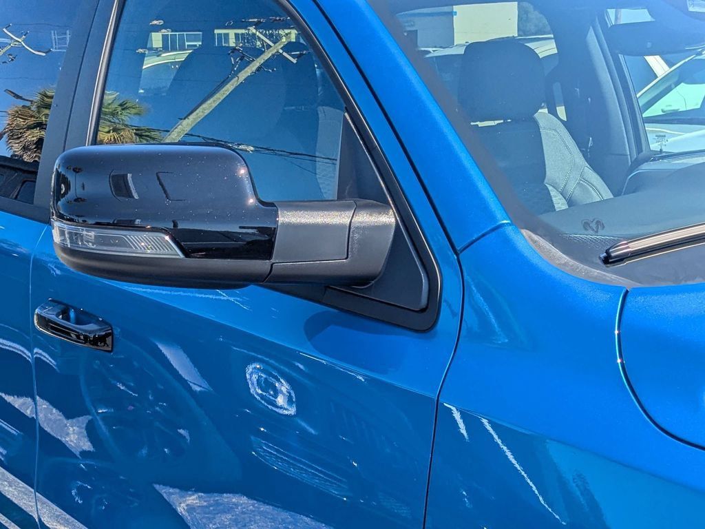 New 2026 RAM 1500 Big Horn AWD/4WD image 9