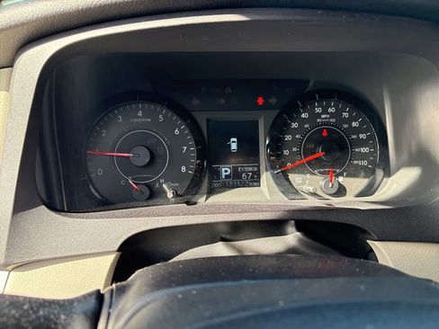 Used 2015 Toyota Sienna LE FWD image 13