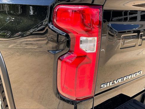 Used 2022 Chevrolet Silverado 1500 ZR2 AWD/4WD image 28