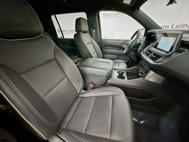 Used 2024 Chevrolet Suburban Premier AWD/4WD image 30