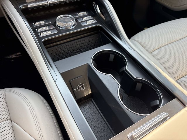 New 2026 Lincoln Nautilus Premier AWD/4WD image 27