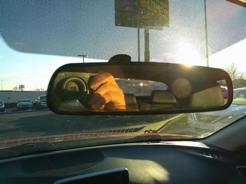 Used 2015 MAZDA MAZDA3 i Grand Touring image 11