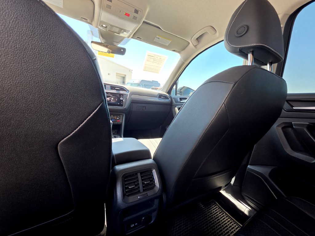 Used 2024 Volkswagen Tiguan SE FWD image 18