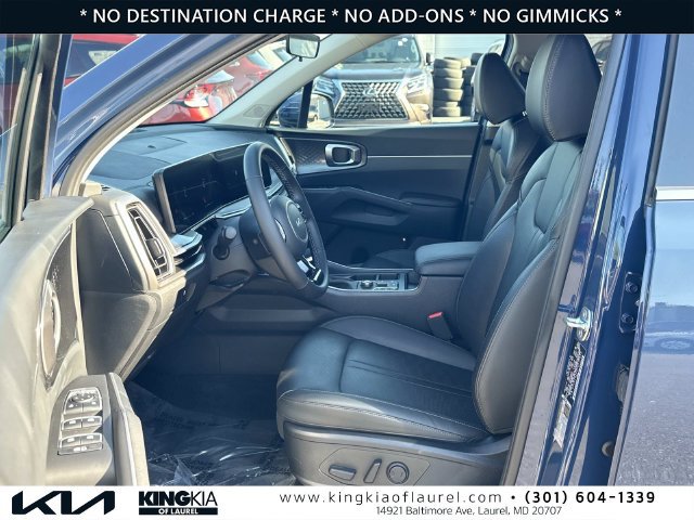 Used 2025 Kia Sorento S AWD/4WD image 21