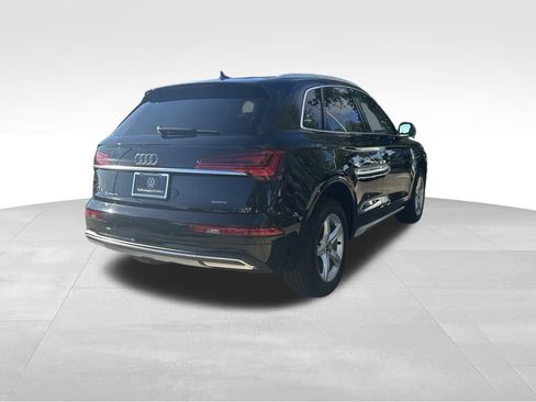 Used 2023 Audi Q5 2.0T Premium w/ Convenience Package image 5