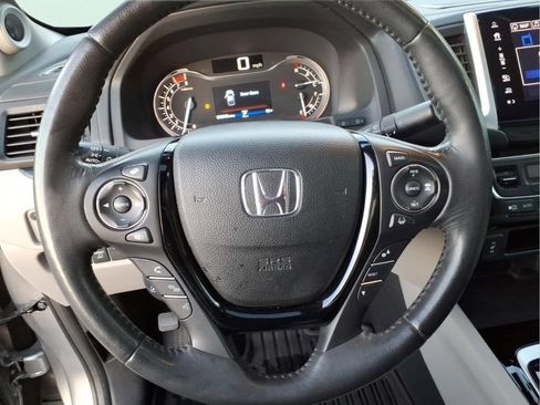 Used 2017 Honda Ridgeline RTL-E image 25