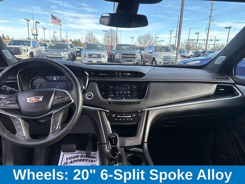 Used 2025 Cadillac XT5 Premium Luxury image 13