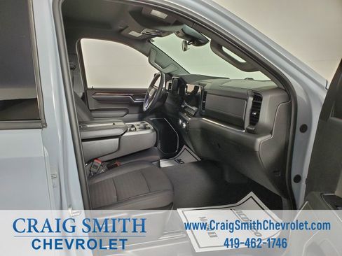 Used 2024 GMC Sierra 1500 Elevation image 37