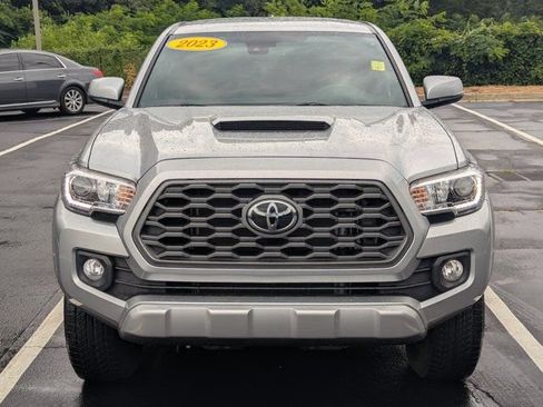 Used 2023 Toyota Tacoma TRD Sport w/ Technology Package AWD/4WD image 2