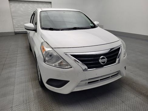 Used 2018 Nissan Versa SV image 14