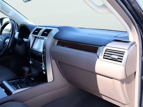Used 2019 Lexus GX 460 Premium AWD/4WD image 10