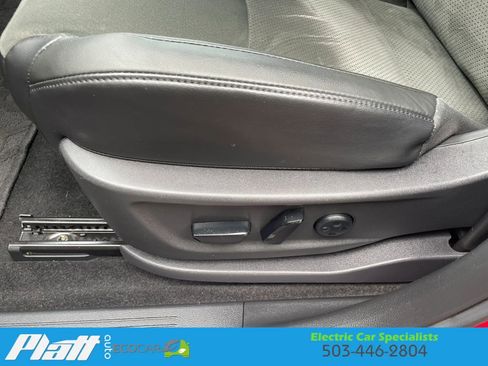 Used 2023 Nissan Ariya FWD image 23