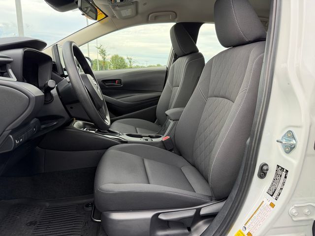 Certified 2026 Toyota Corolla LE FWD image 15