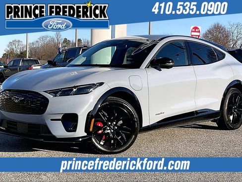 Used 2025 Ford Mustang Mach-E Premium w/ Sport Appearance Package image 3