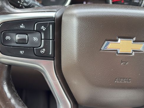 Used 2019 Chevrolet Silverado 1500 LTZ w/ LTZ Premium Package AWD/4WD image 9