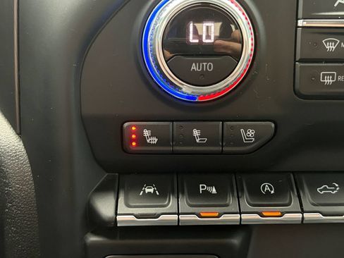 Used 2020 GMC Sierra 1500 AT4 w/ AT4 Premium Package AWD/4WD image 28