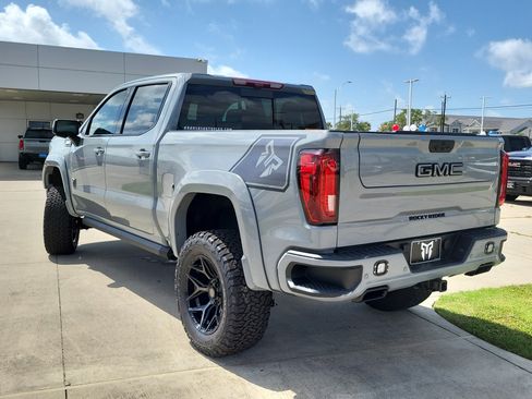 New 2025 GMC Sierra 1500 AT4 w/ AT4 Premium Package image 7