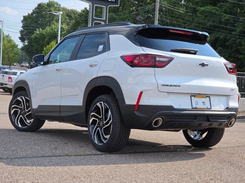 New 2026 Chevrolet TrailBlazer RS w/ Convenience Package FWD image 15