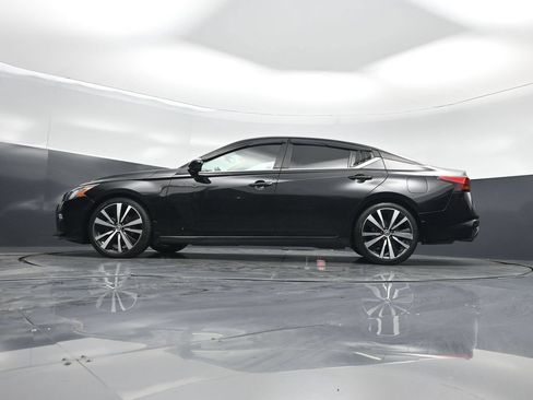 Used 2019 Nissan Altima 2.5 SR w/ SR Premium Package FWD image 50