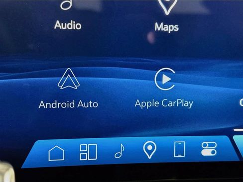 Used 2024 Cadillac Lyriq Tech w/ Driver Assist Package AWD/4WD image 15