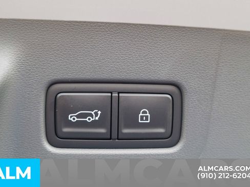 Used 2026 Hyundai Santa Fe SE image 9