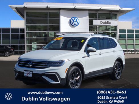 Used 2024 Volkswagen Tiguan SE image 8
