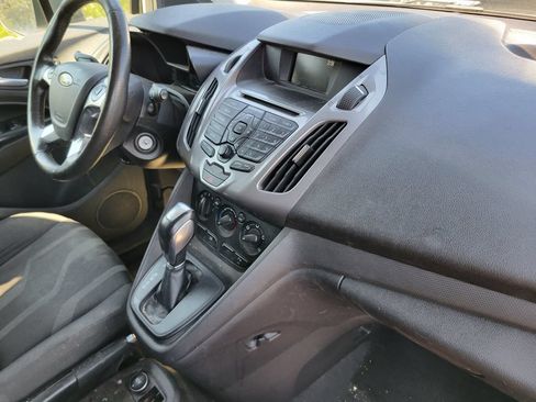 Used 2018 Ford Transit Connect XLT FWD image 10